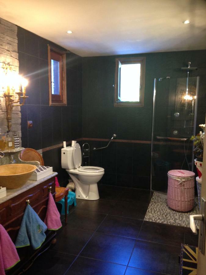 Hotel Bar B'Rock Saint-Martin-sous-Vigouroux ภายนอก รูปภาพ