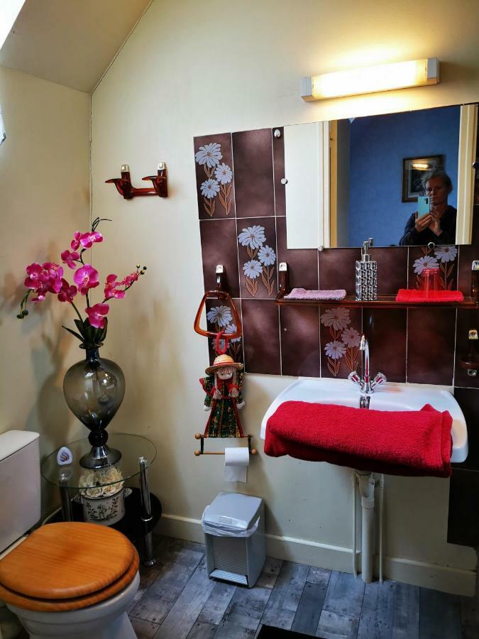 Hotel Bar B'Rock Saint-Martin-sous-Vigouroux ภายนอก รูปภาพ