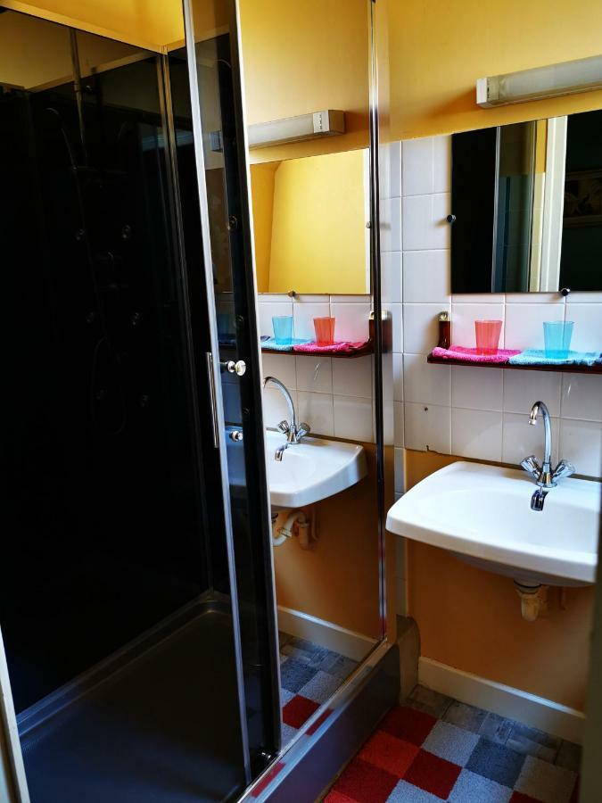 Hotel Bar B'Rock Saint-Martin-sous-Vigouroux ภายนอก รูปภาพ
