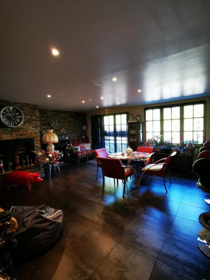 Hotel Bar B'Rock Saint-Martin-sous-Vigouroux ภายนอก รูปภาพ